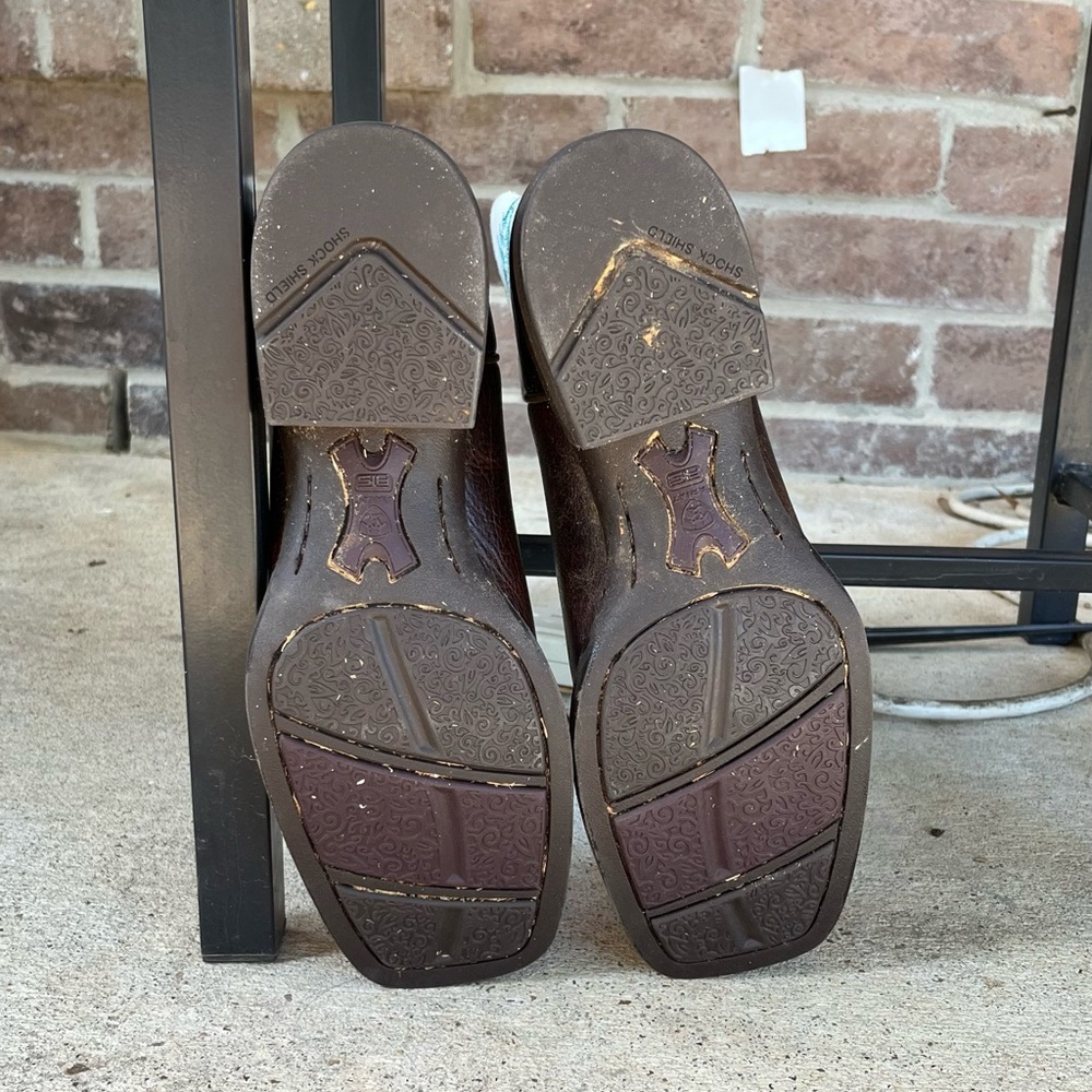 Ariat Brown Leather Western Boots with White Shaft and Beautiful Stitching NWOT - Picture 11 of 14